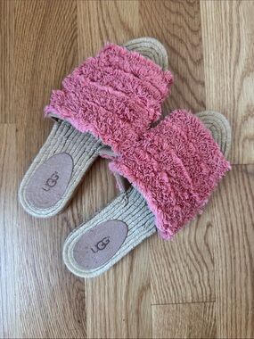 +UGG+ Pink Fuzzy Slide Sandals